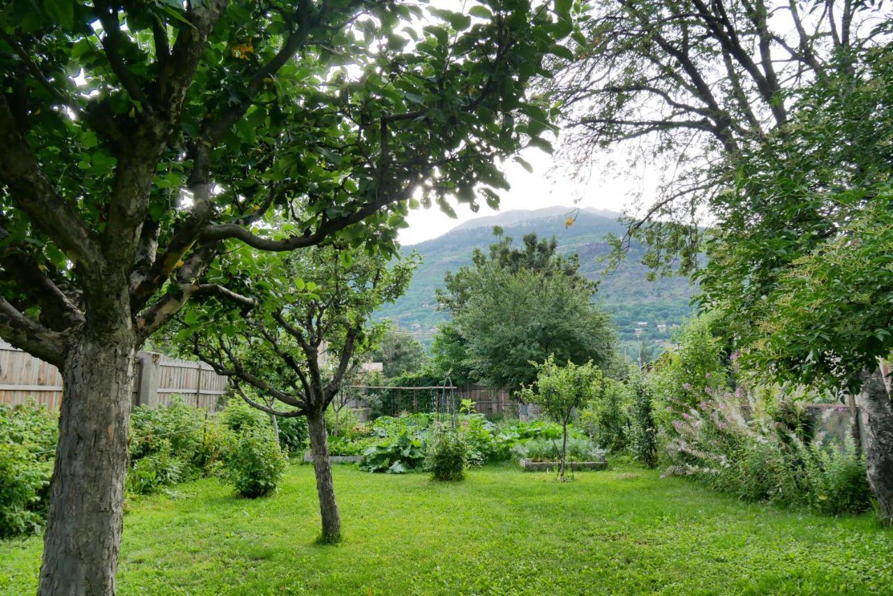 Nid Douillet Briancon Bed & Breakfast Exterior photo